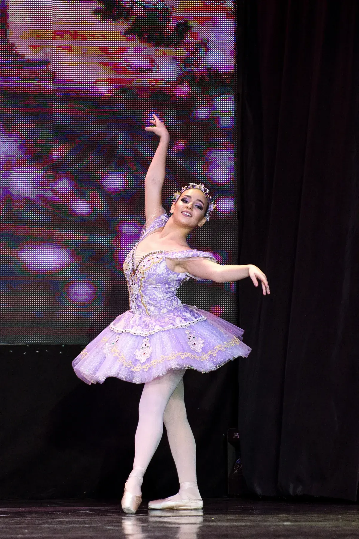 A dancer on pointe demonstrating classical line